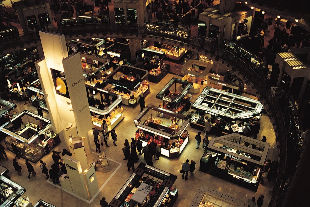 럭셔리 마켓과 이커머스 물류의 변화를 읽다